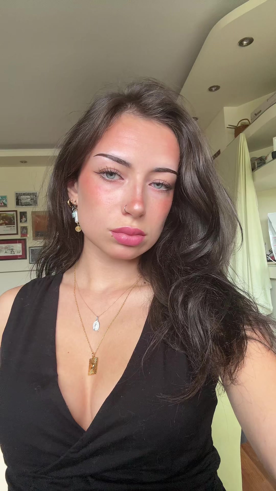 @Nel😼