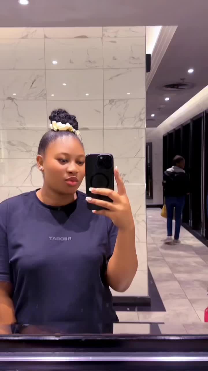 @enhle_mkhwanazi0