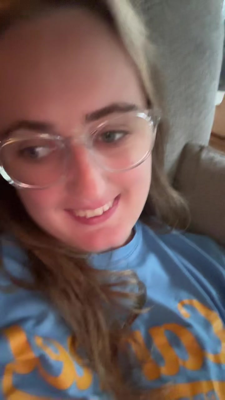 @Lillysmall