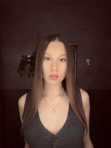 @yuliana_0101