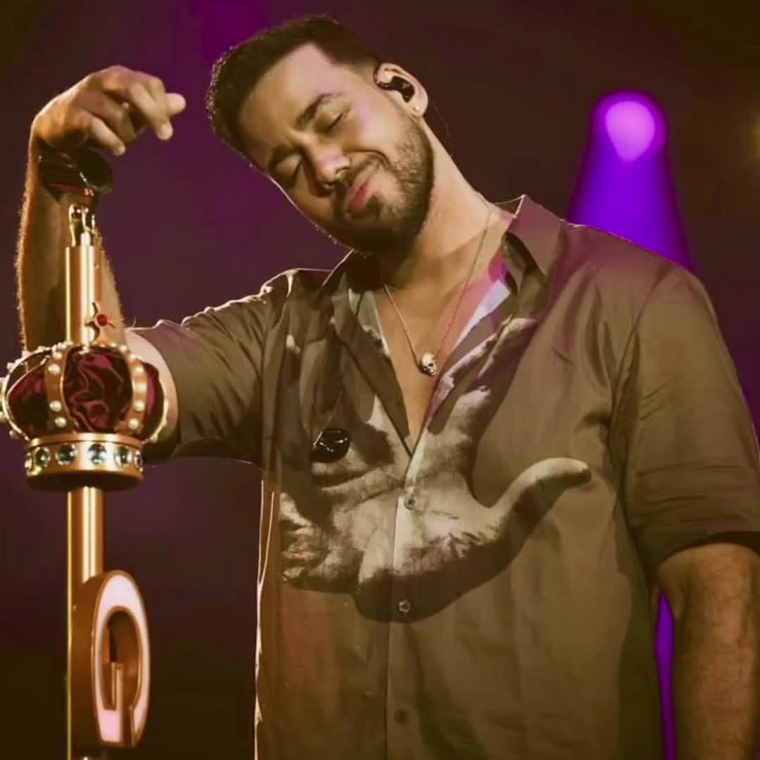 @Andrew-Lyrics ★