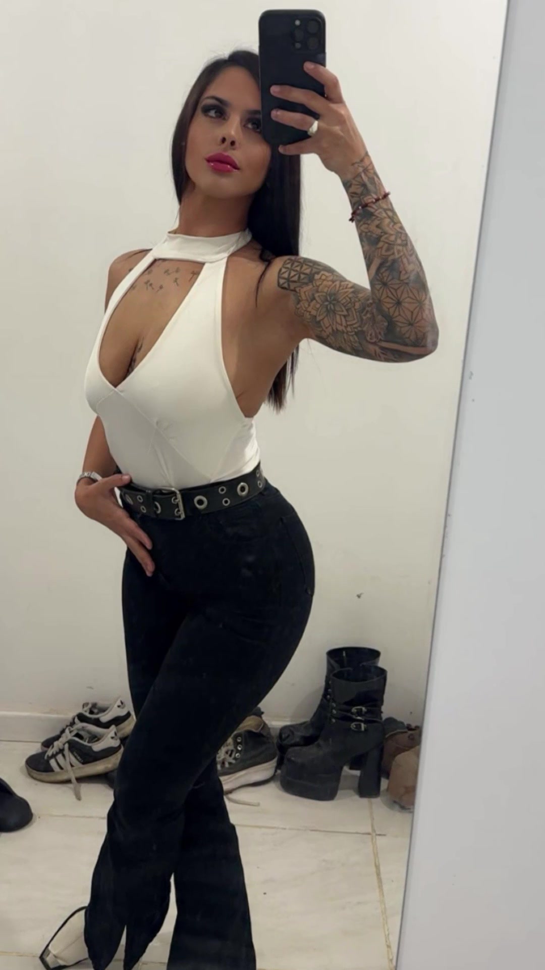 @Madison silvera🧏🏻♀️