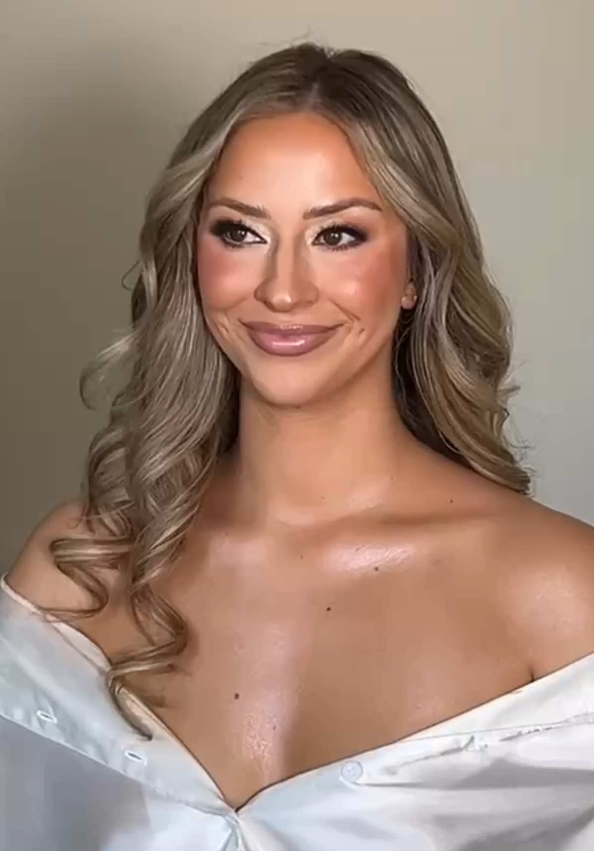 @Amberlyn Holifield|Travel HMUA