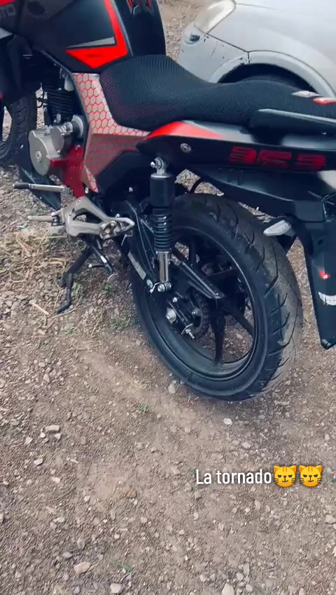@EL DE LA TORNADO 🌪️😍