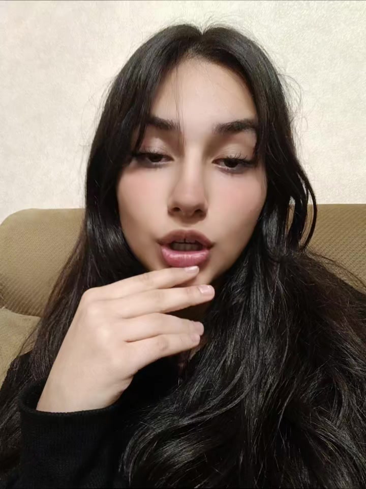 @AYAY🌶️