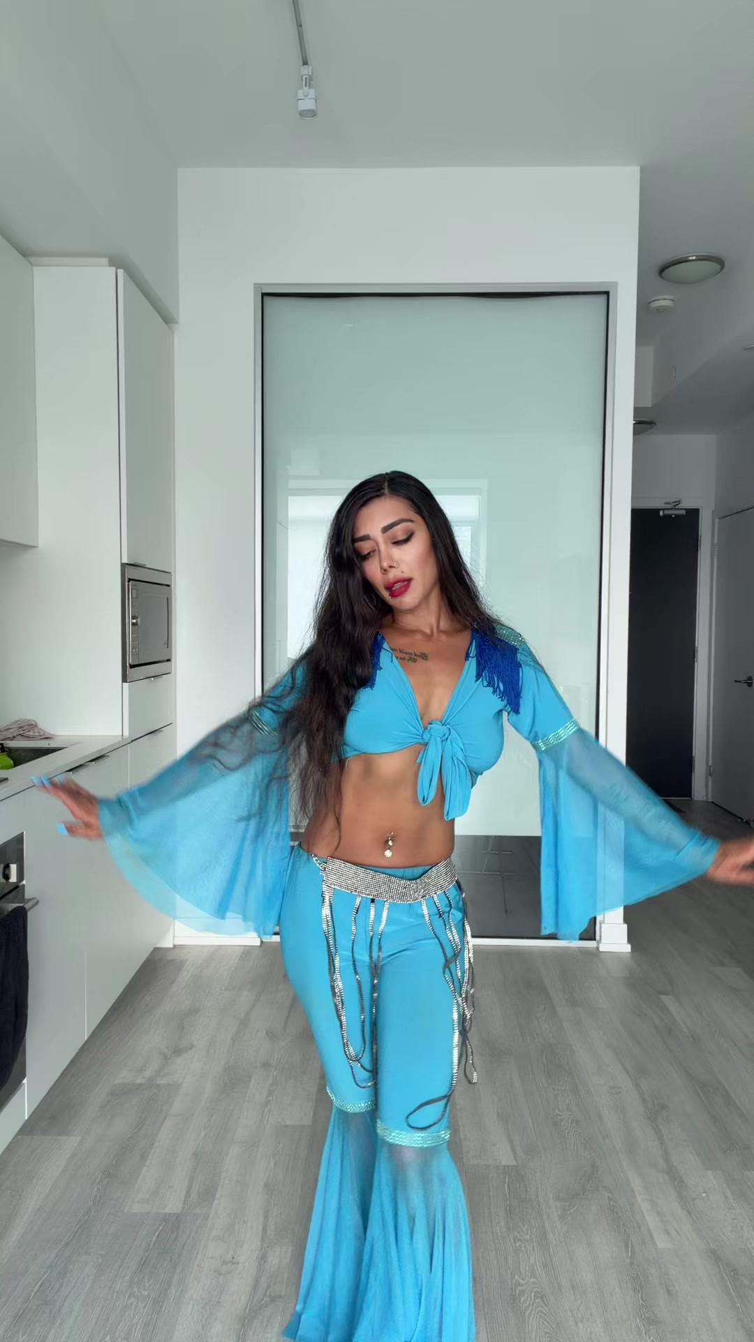 @elnazzz.qasemi