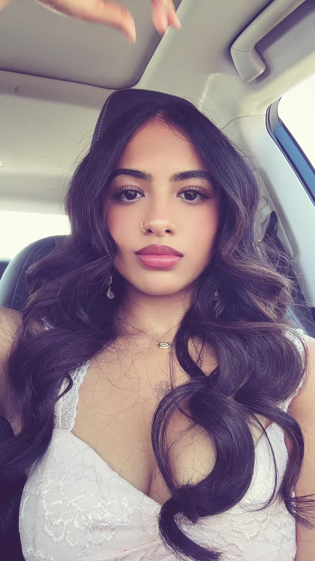 @Ayesha🦋