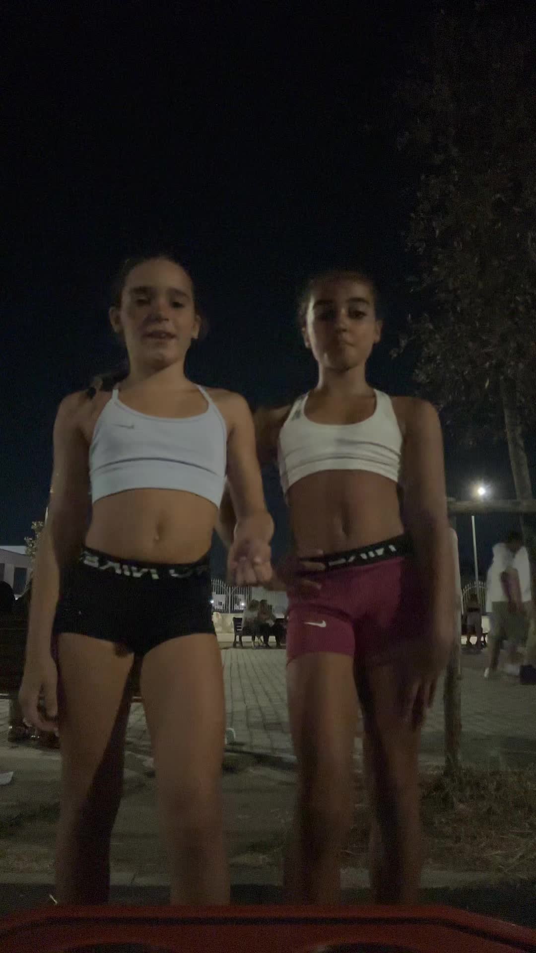 @annarella