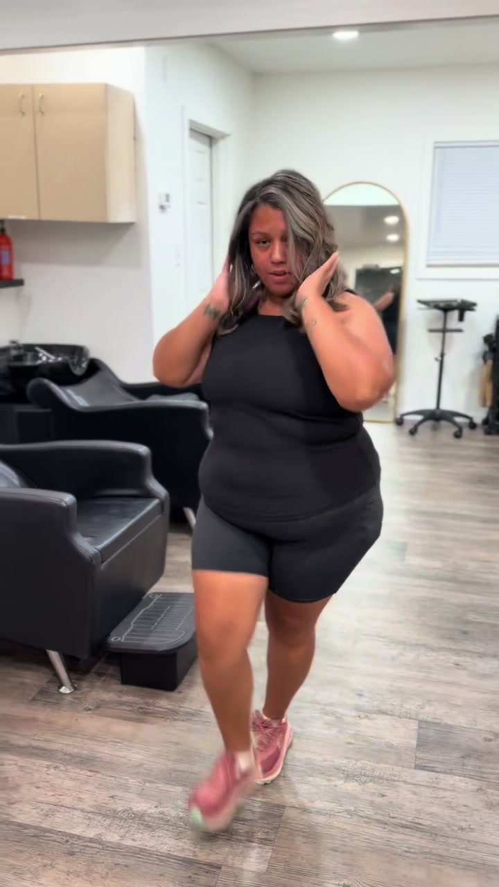 @darlingcomedymama