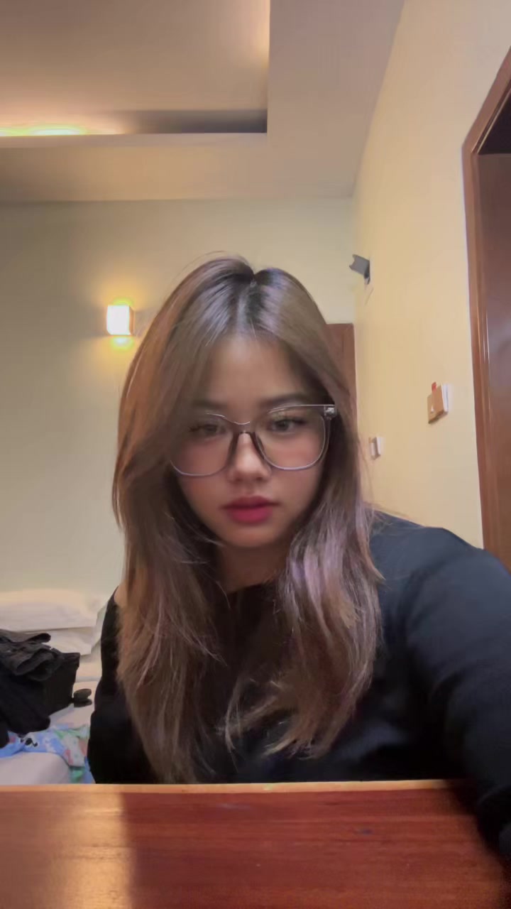 @Ji Ji🐼🖤