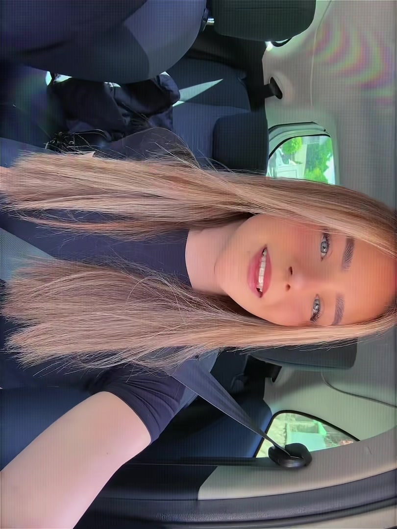 @𝓷𝓲𝓴𝓸𝓵𝓲𝓷𝓪