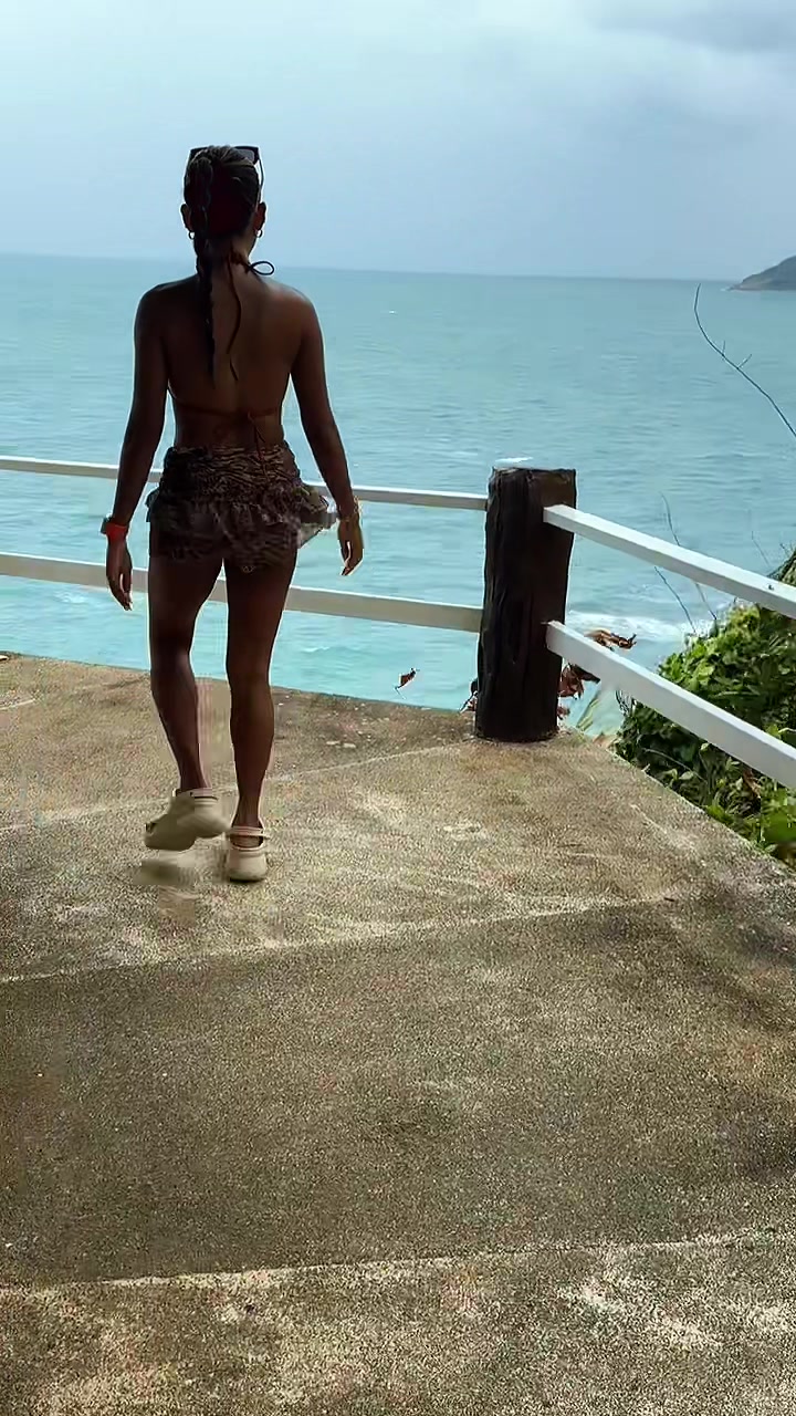 @Morenamitch10