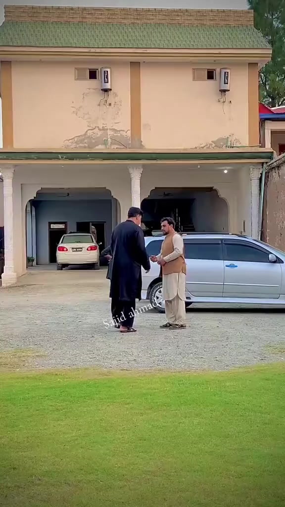 @akhonzada_chattan