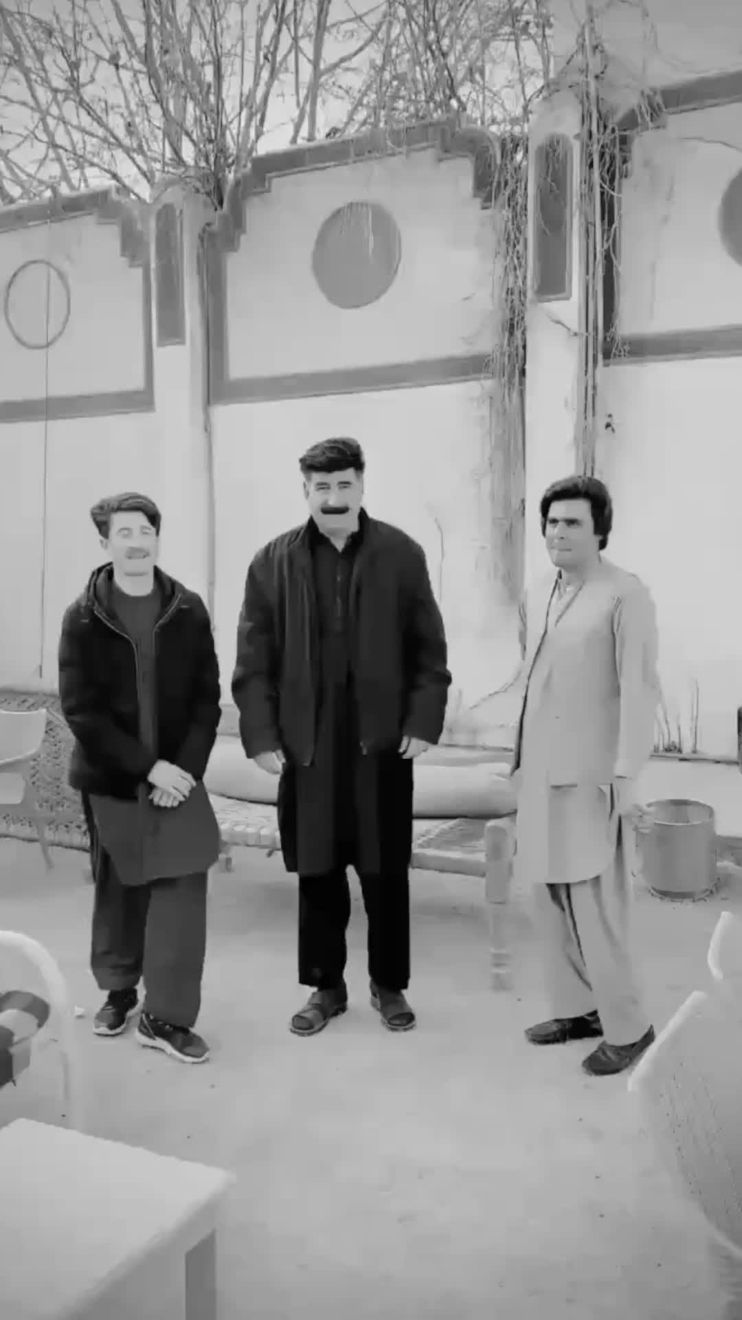 @akhonzada_chattan