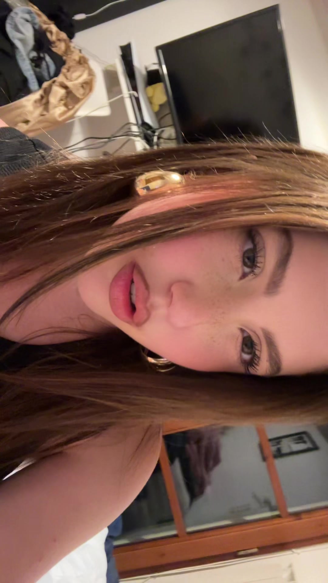 @Elena