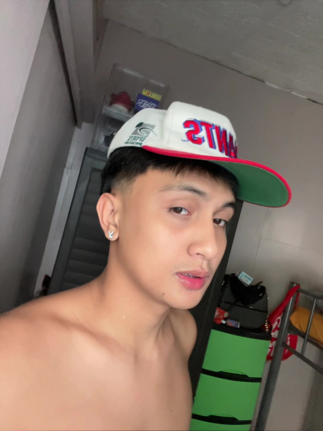 @Grldqwerty