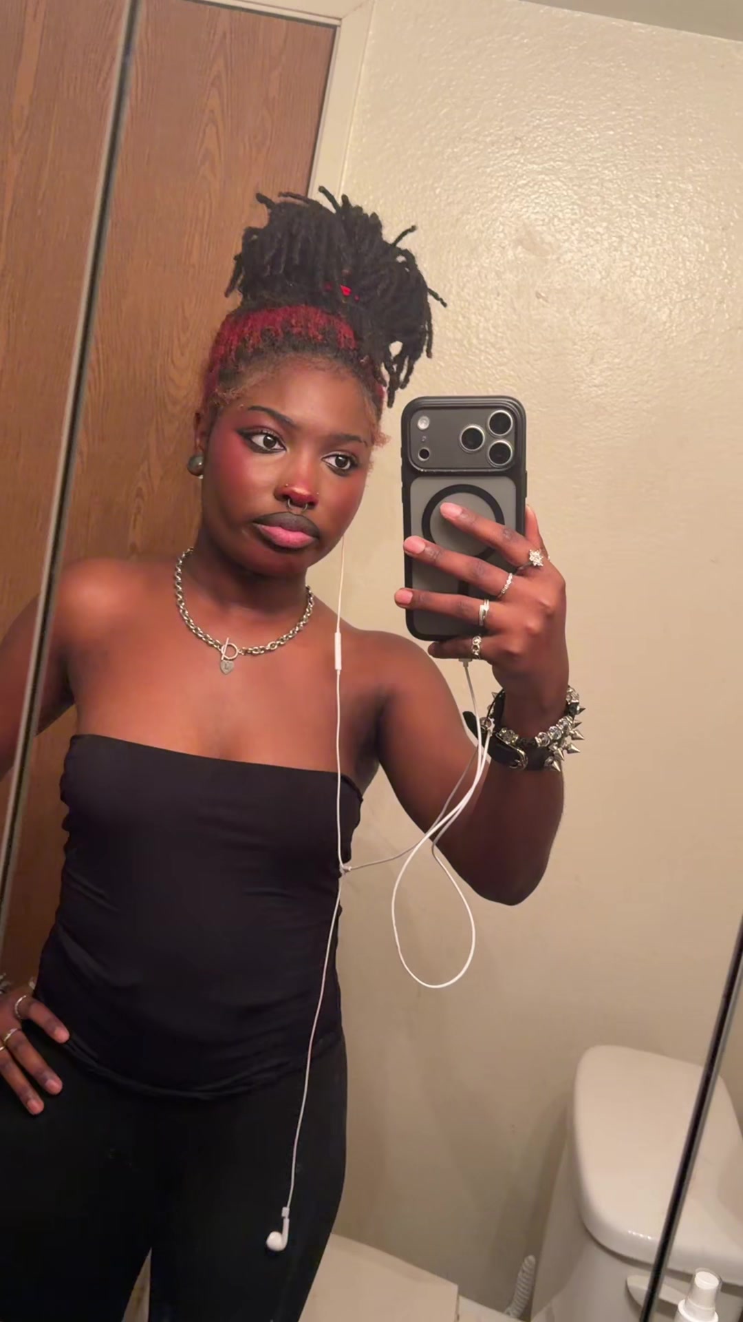 @I Iove pretty girls😍.