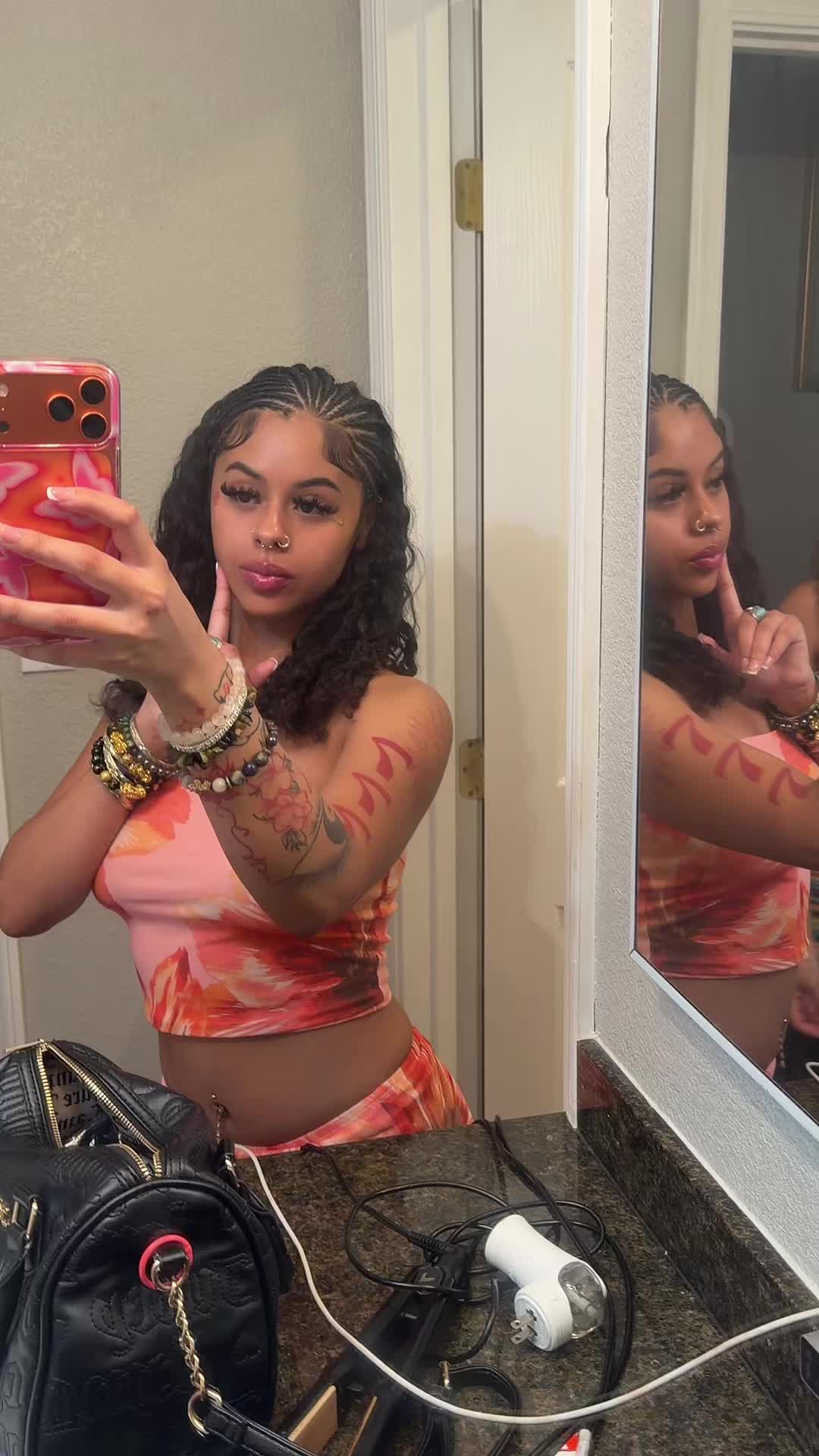 @777