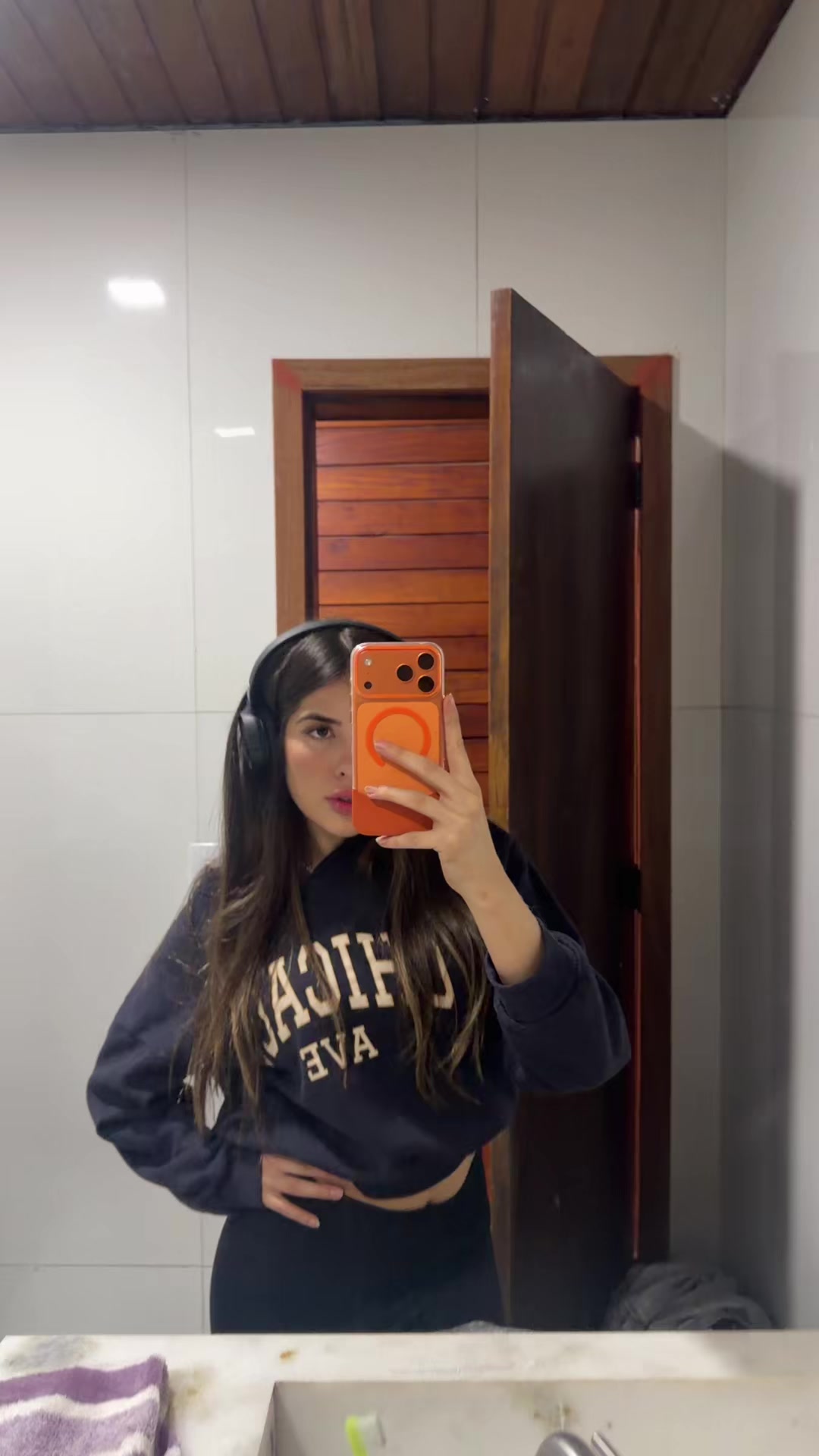 @Lo