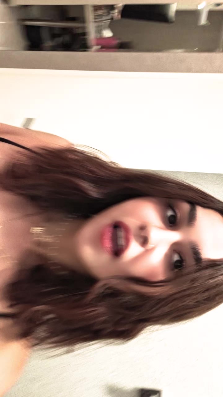 @li!