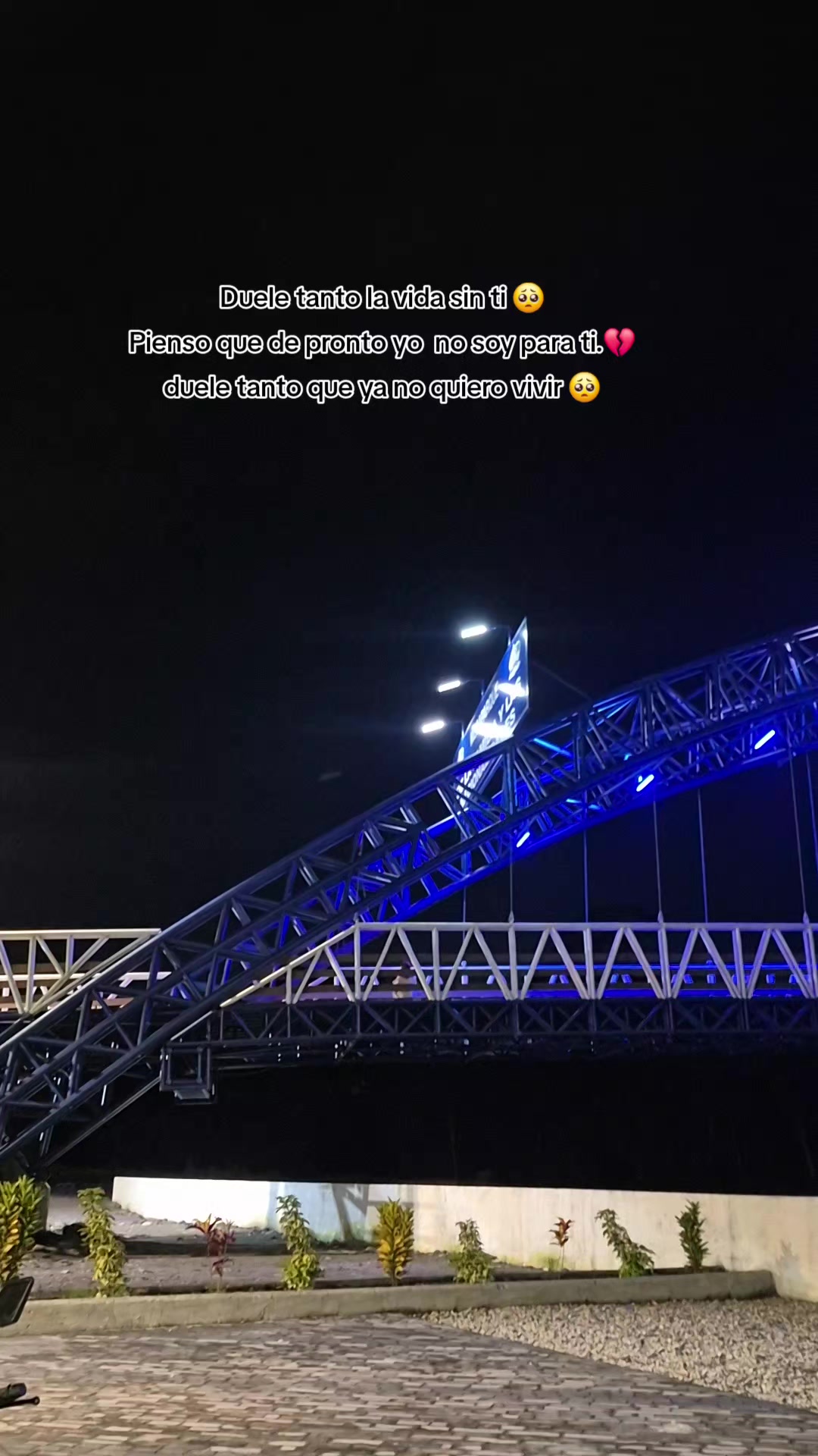 @Plomo infinito🗽