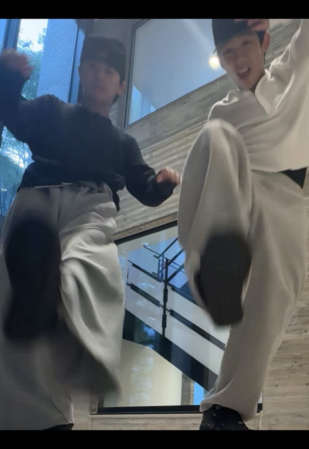 @TOKYOBANANABOYZ