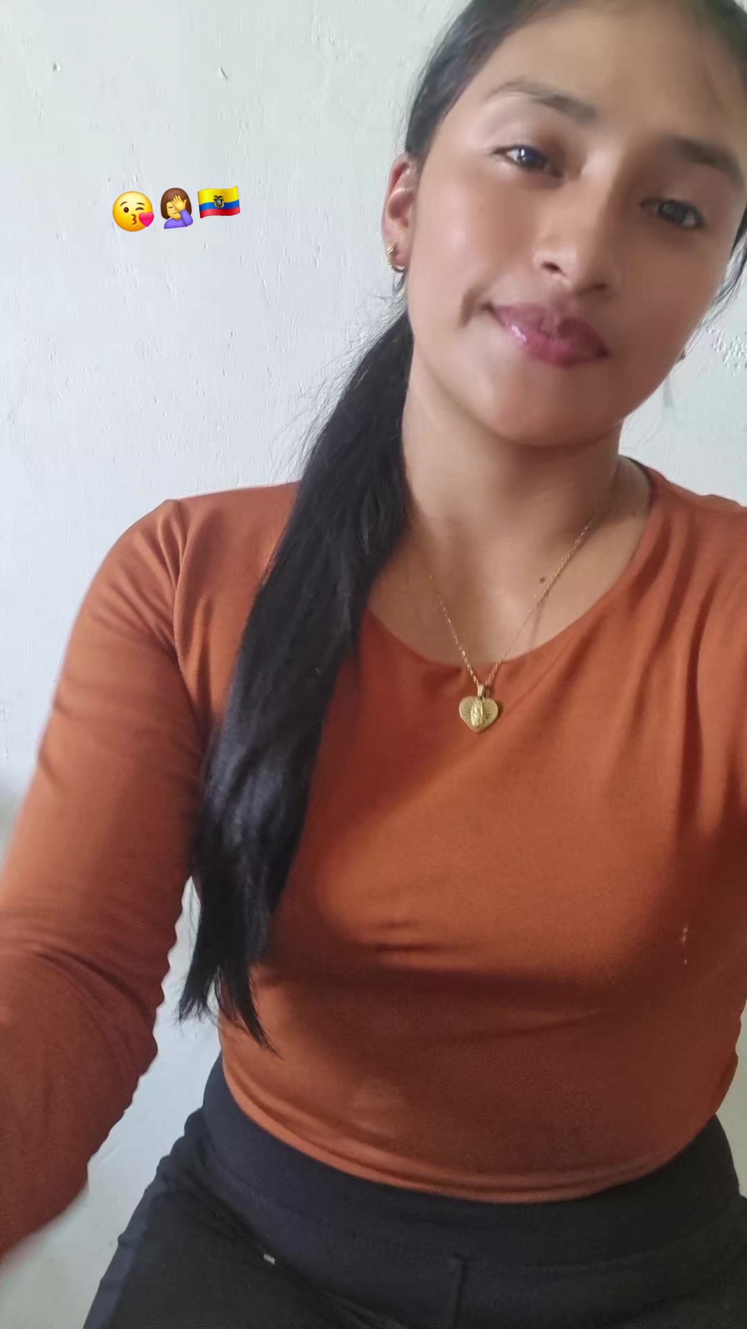 @Lily Q ❤👩&zwj;👧&zwj;👦😍