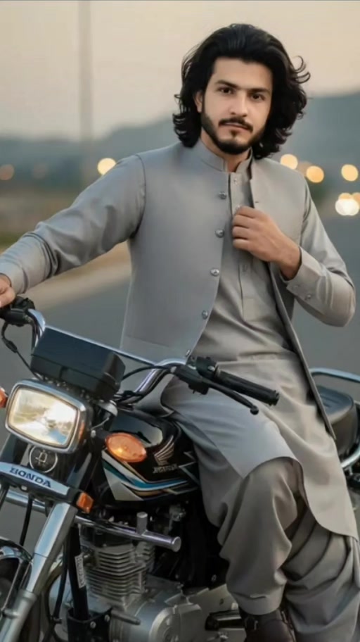 @نیا🦅زی