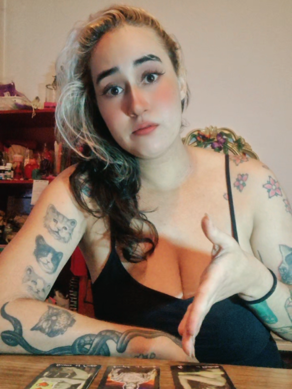 @BlackRoot Witch ☆