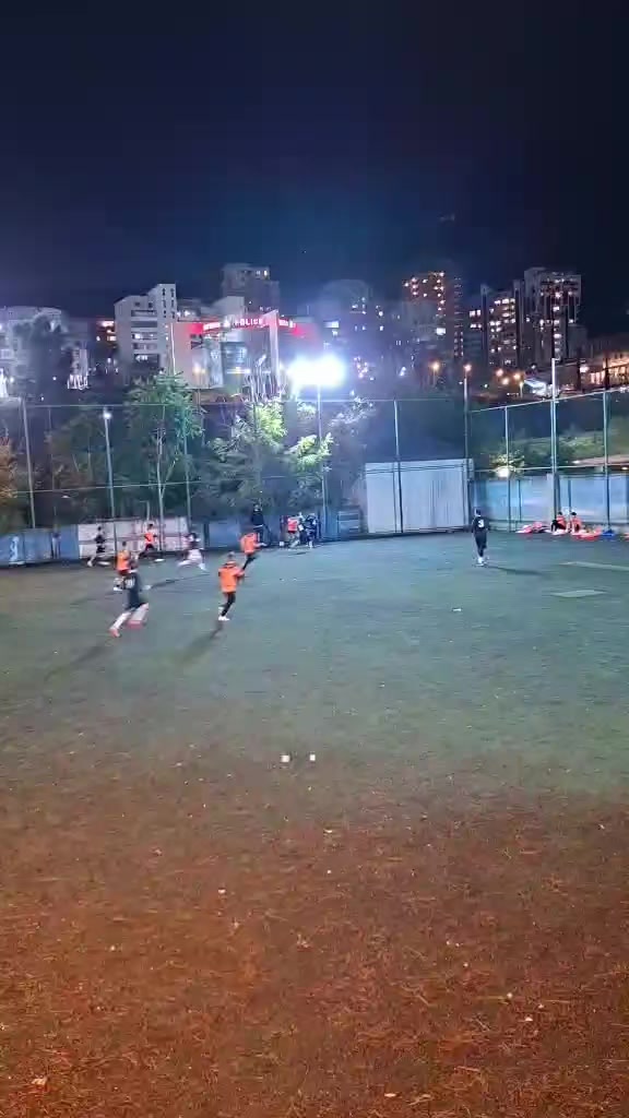 @B.✝️⚽