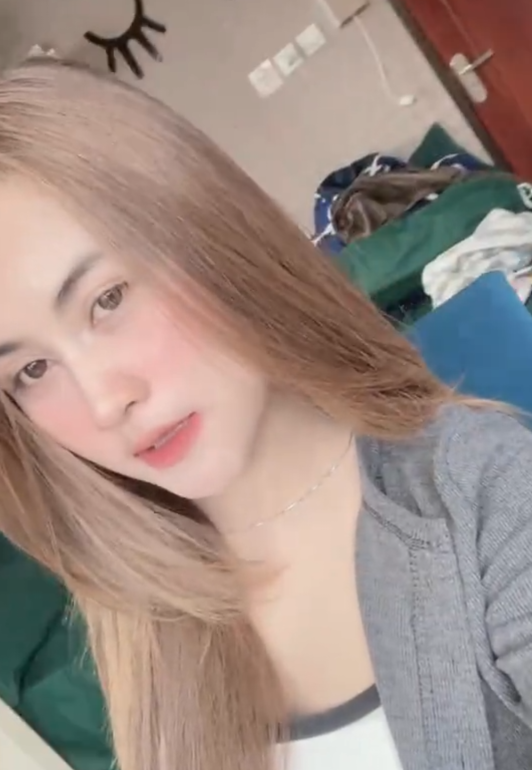@delaviaa