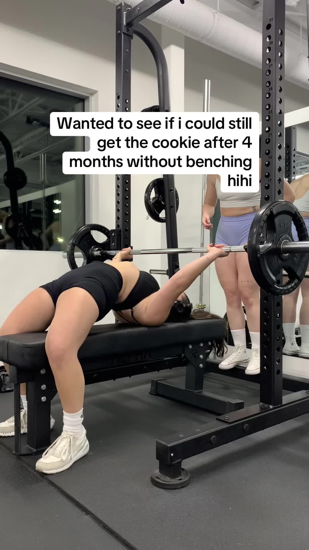 @lauranagariepy