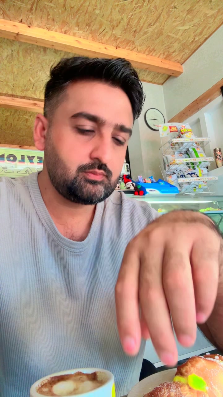 @𝒯𝒶𝒽𝒾𝓇 𝒵𝒶𝓂𝒶𝓃 🇵🇰🇮🇹