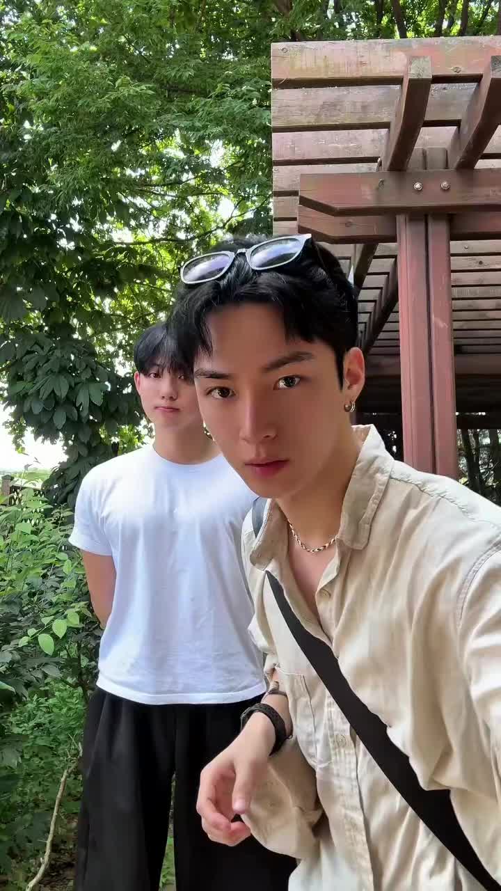 @oxforx ΩΧ