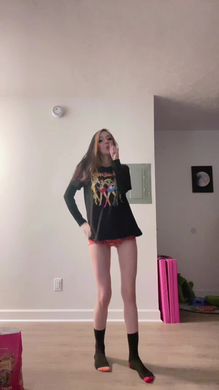 @Zoeglil ≽^• ˕ • ྀི≼