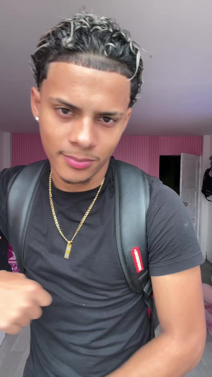 @Alxjandroooo💛