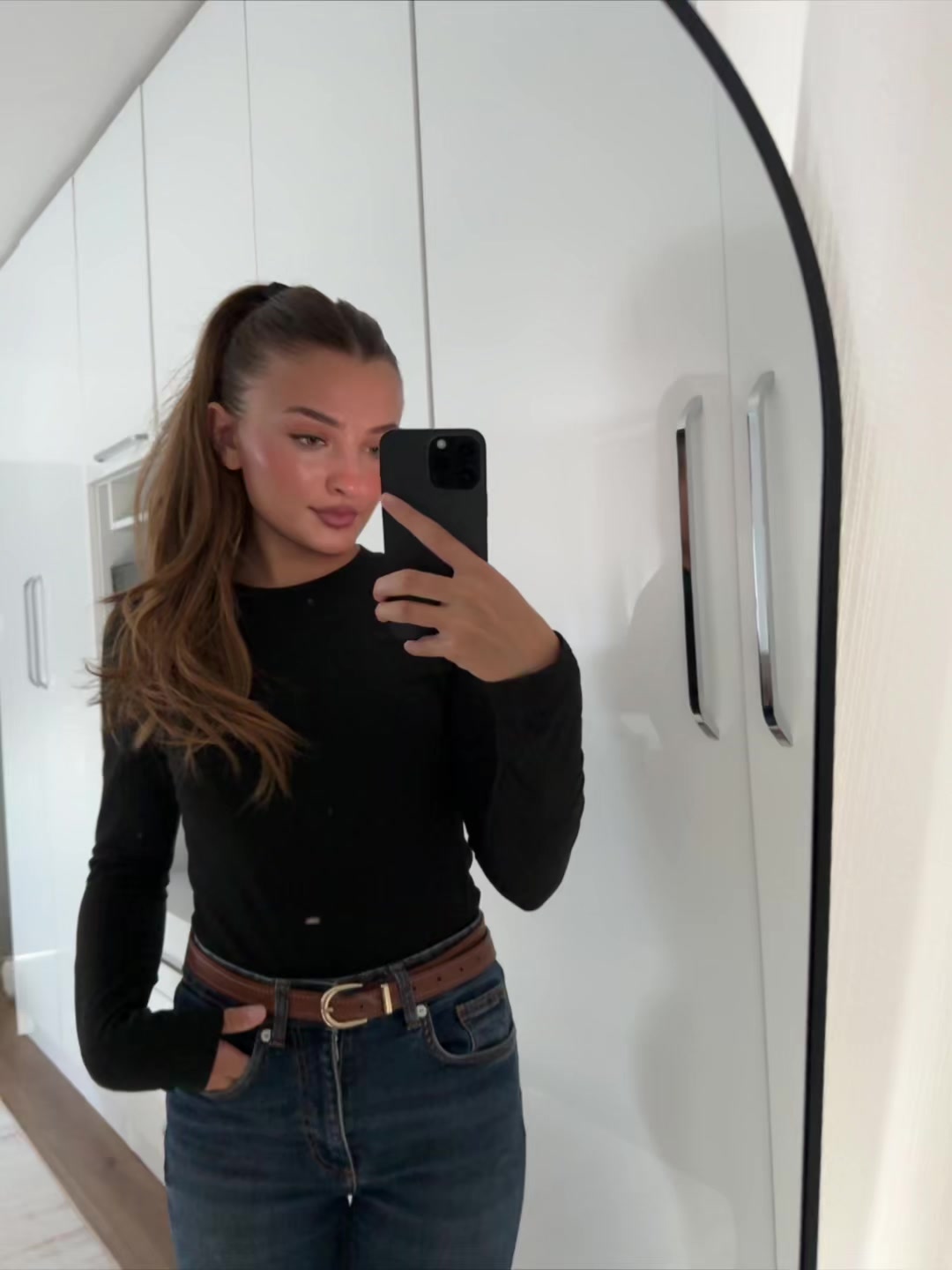 @𝐌𝐈𝐑𝐄𝐋𝐀