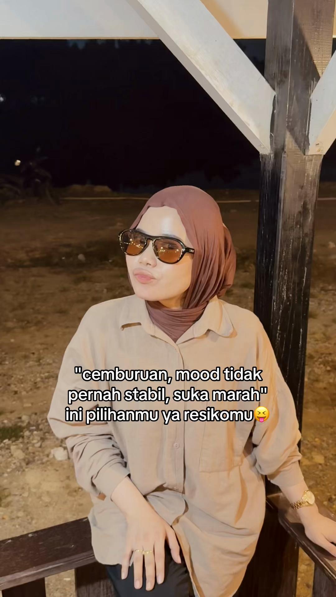 @indah || ig : indaahputri__