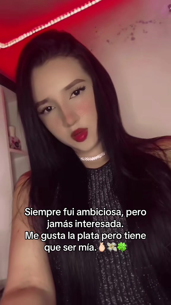 @Nini Macías 🖤🐈⬛💋