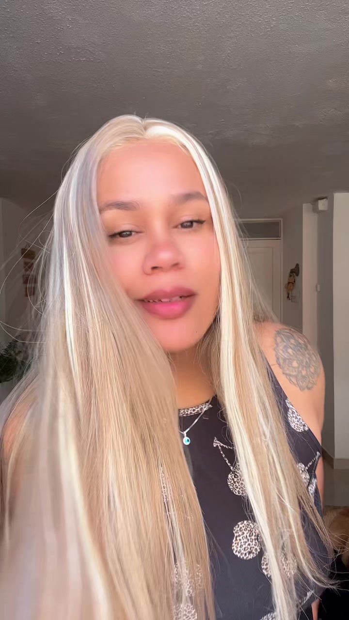 @Scarlet curvy