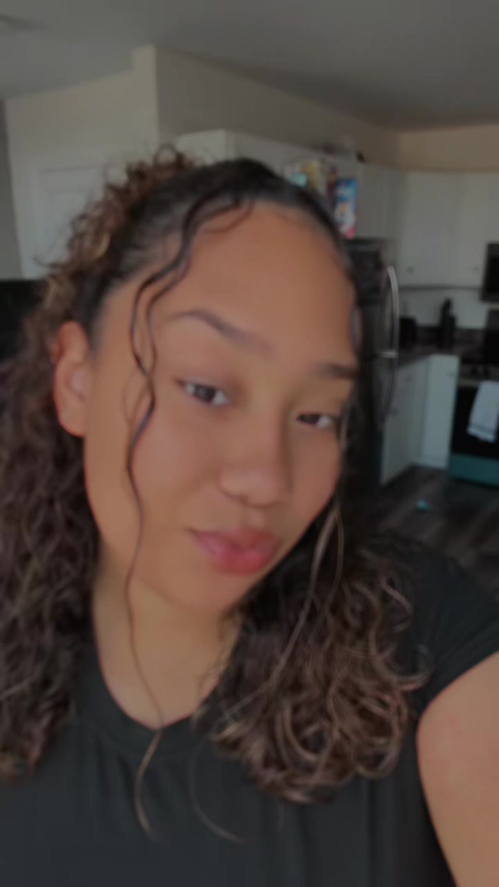 @Esmeralda