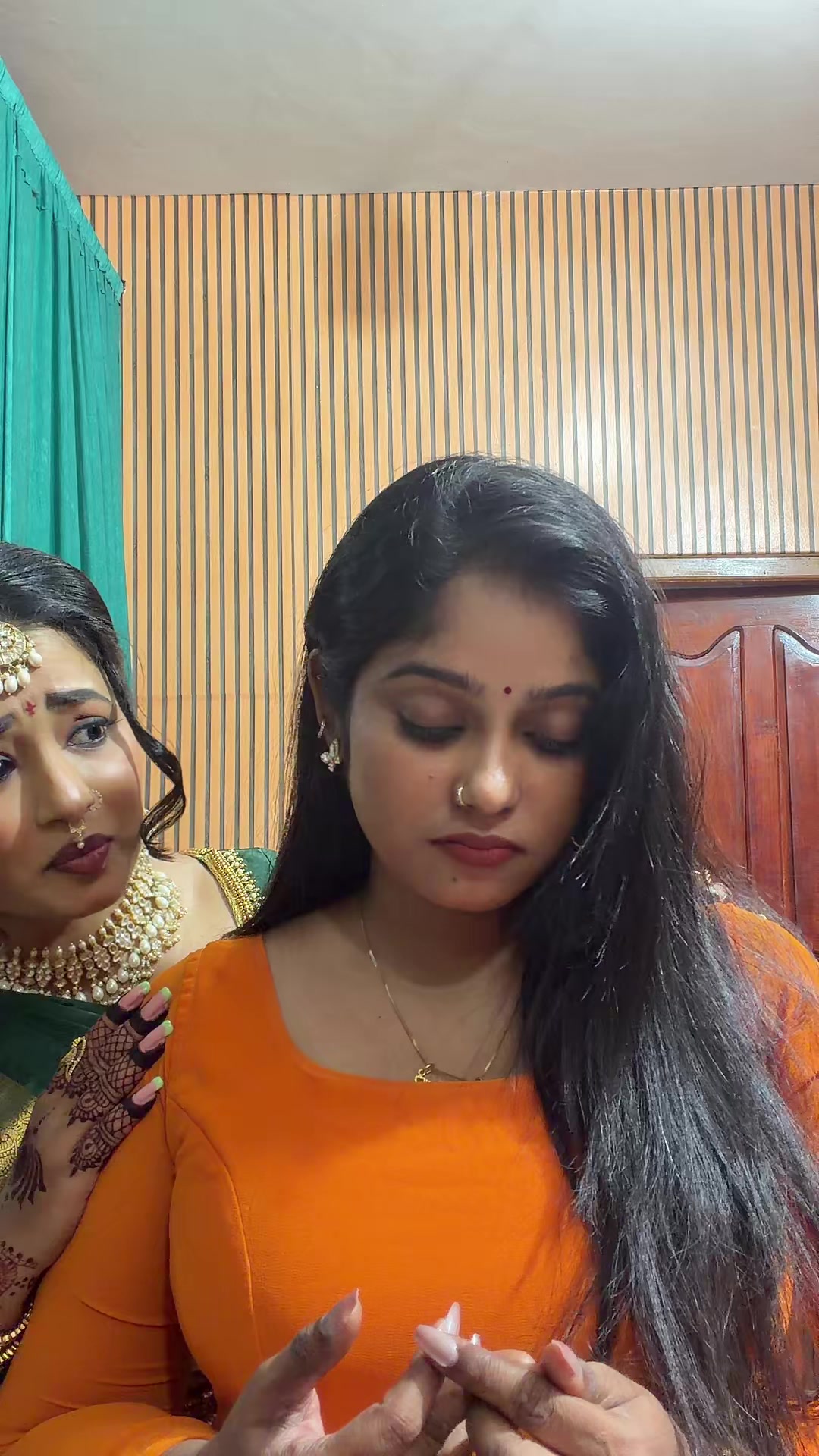 @thakshika_thayalan