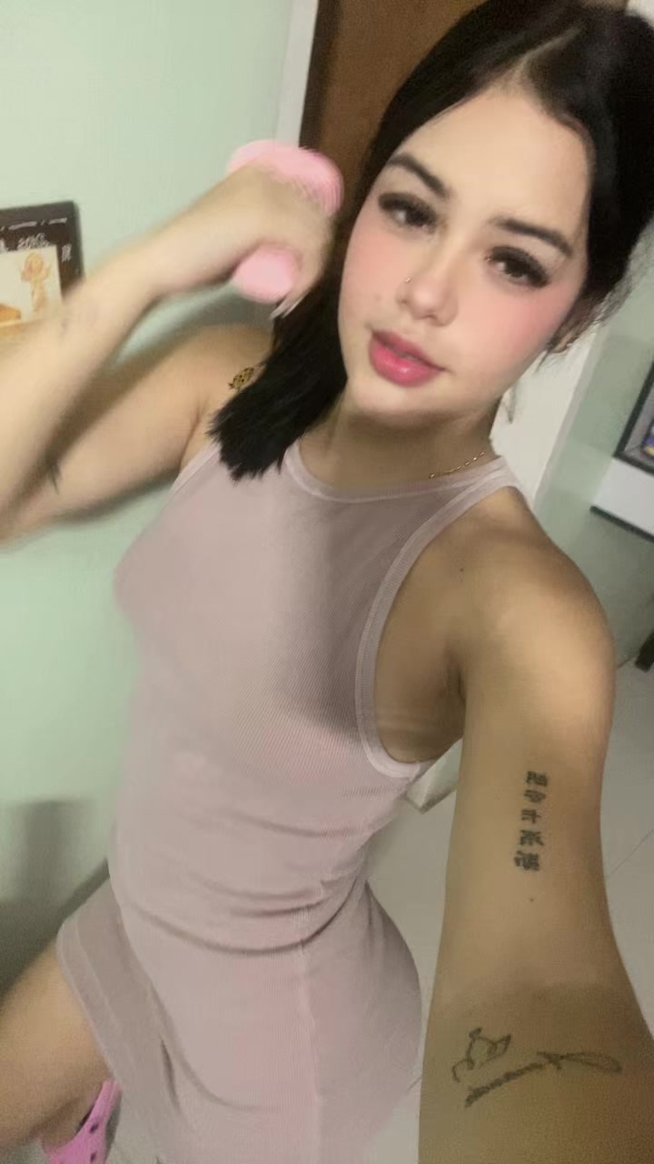 @👸🏻❤️&zwj;🔥
