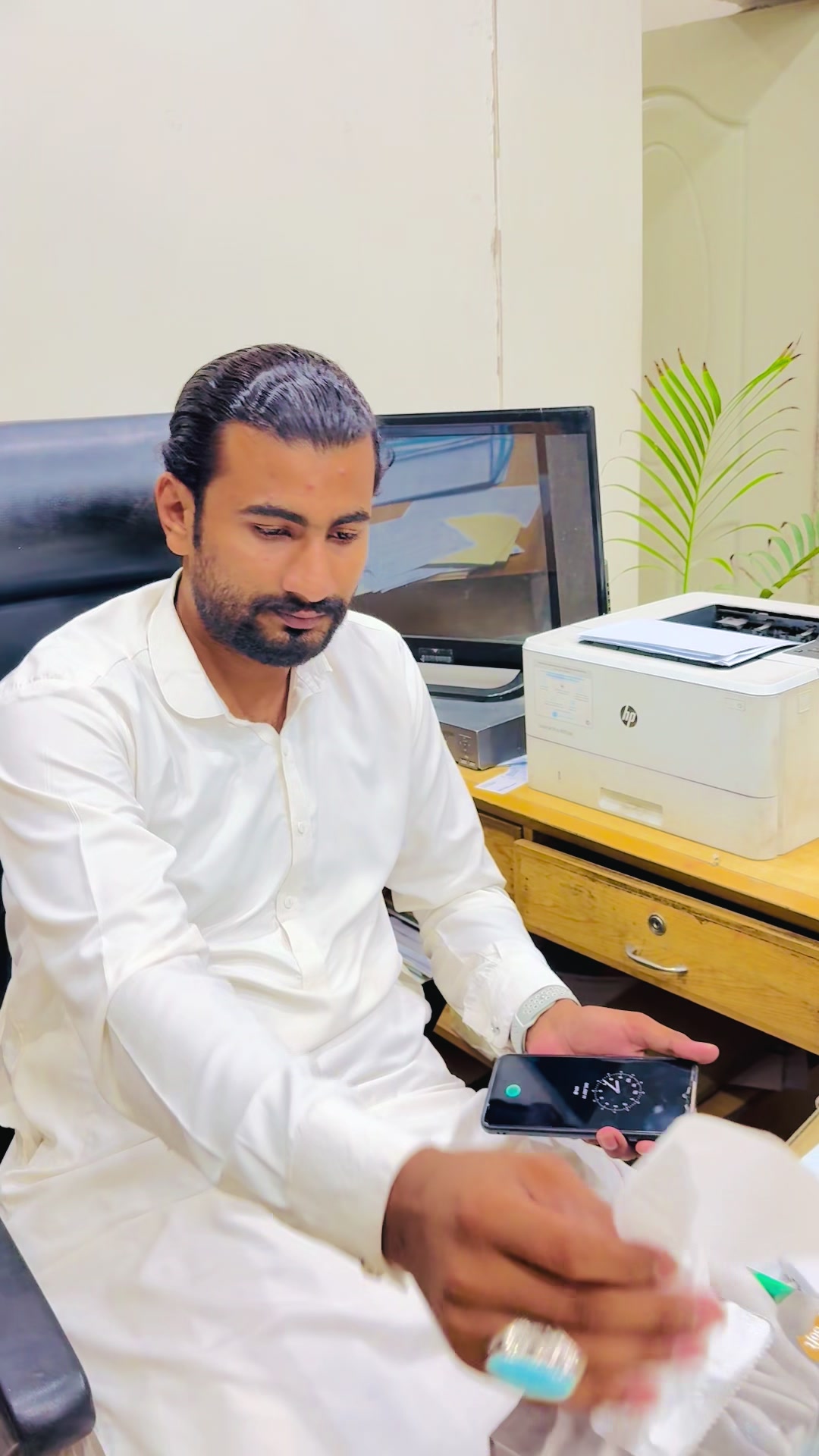 @IBRAR TIWANA