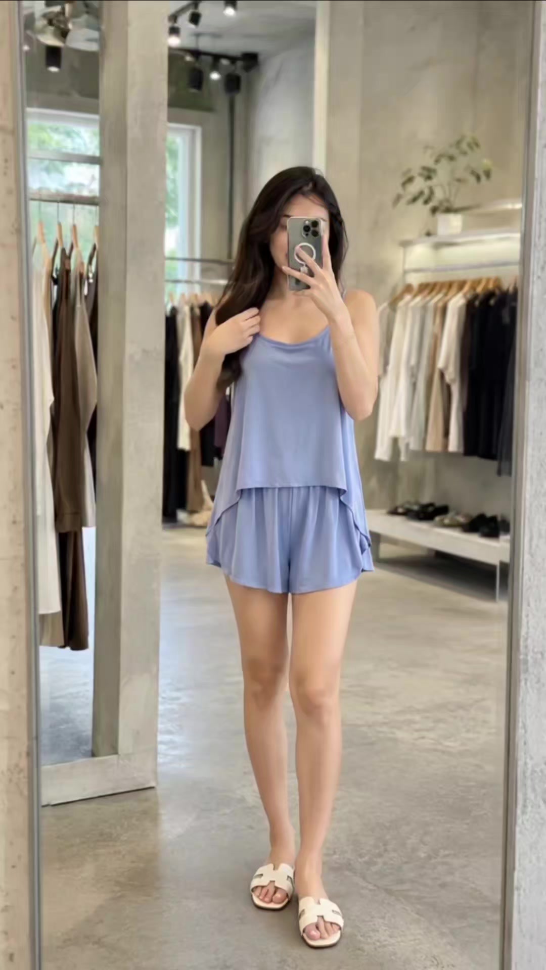 @AuraFemina