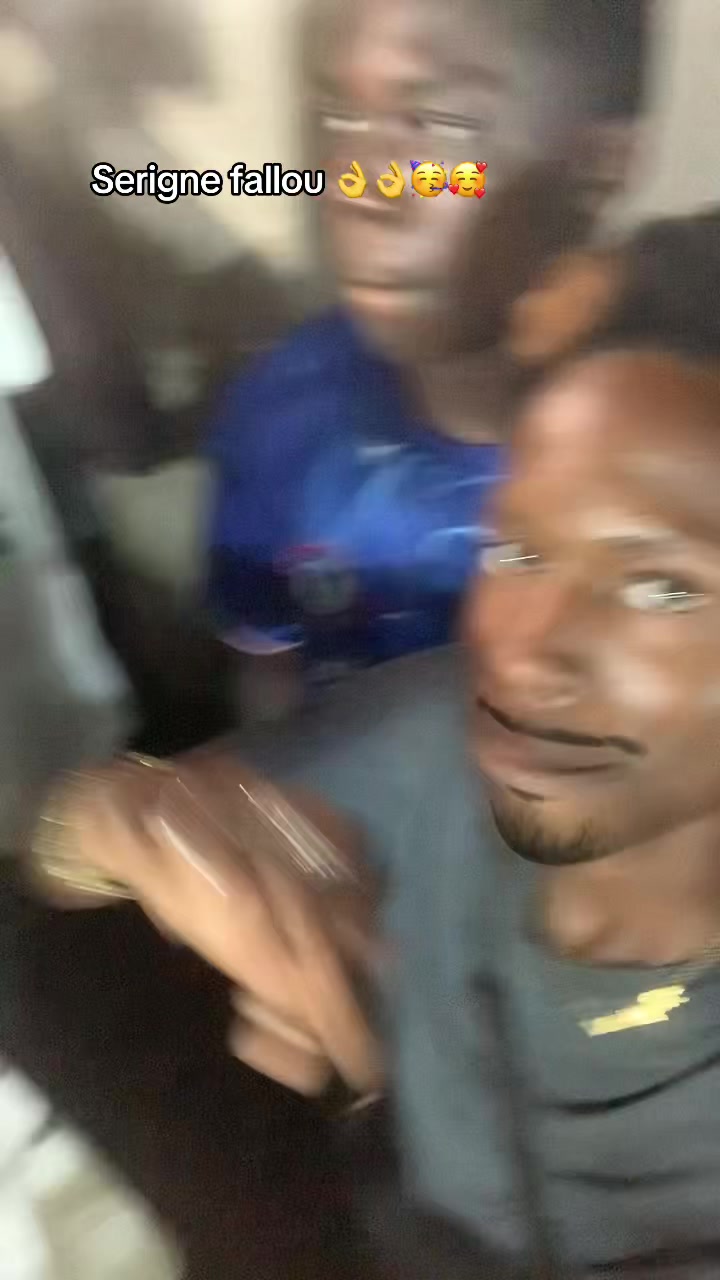 @JK.B 🪐🇸🇳