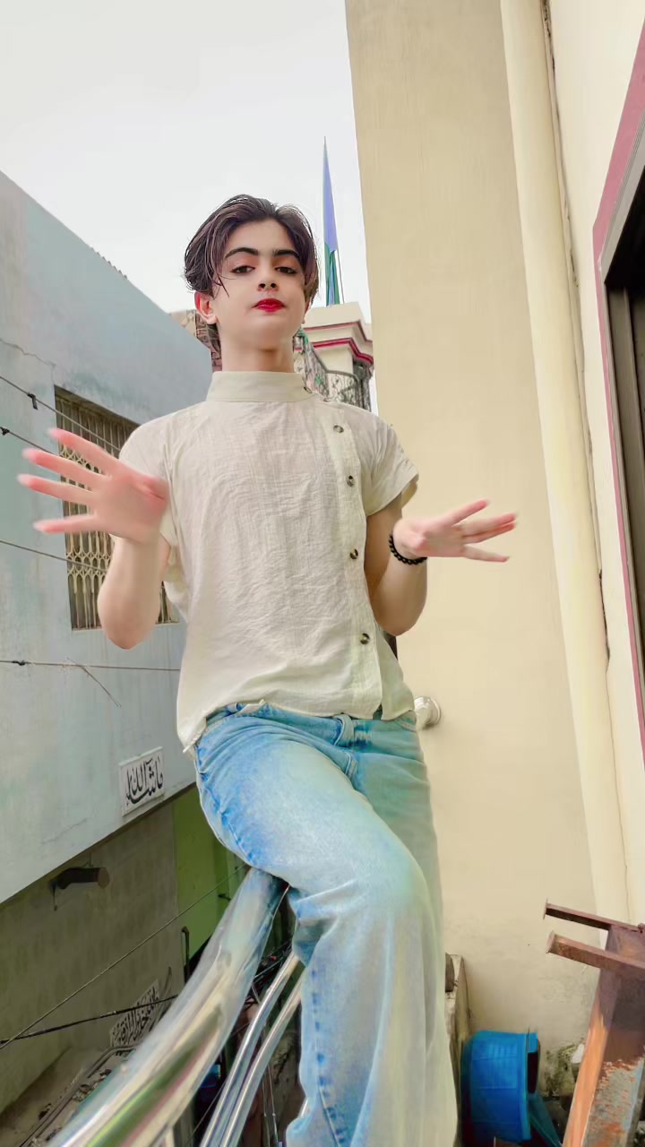@IT'S Jani 🧸