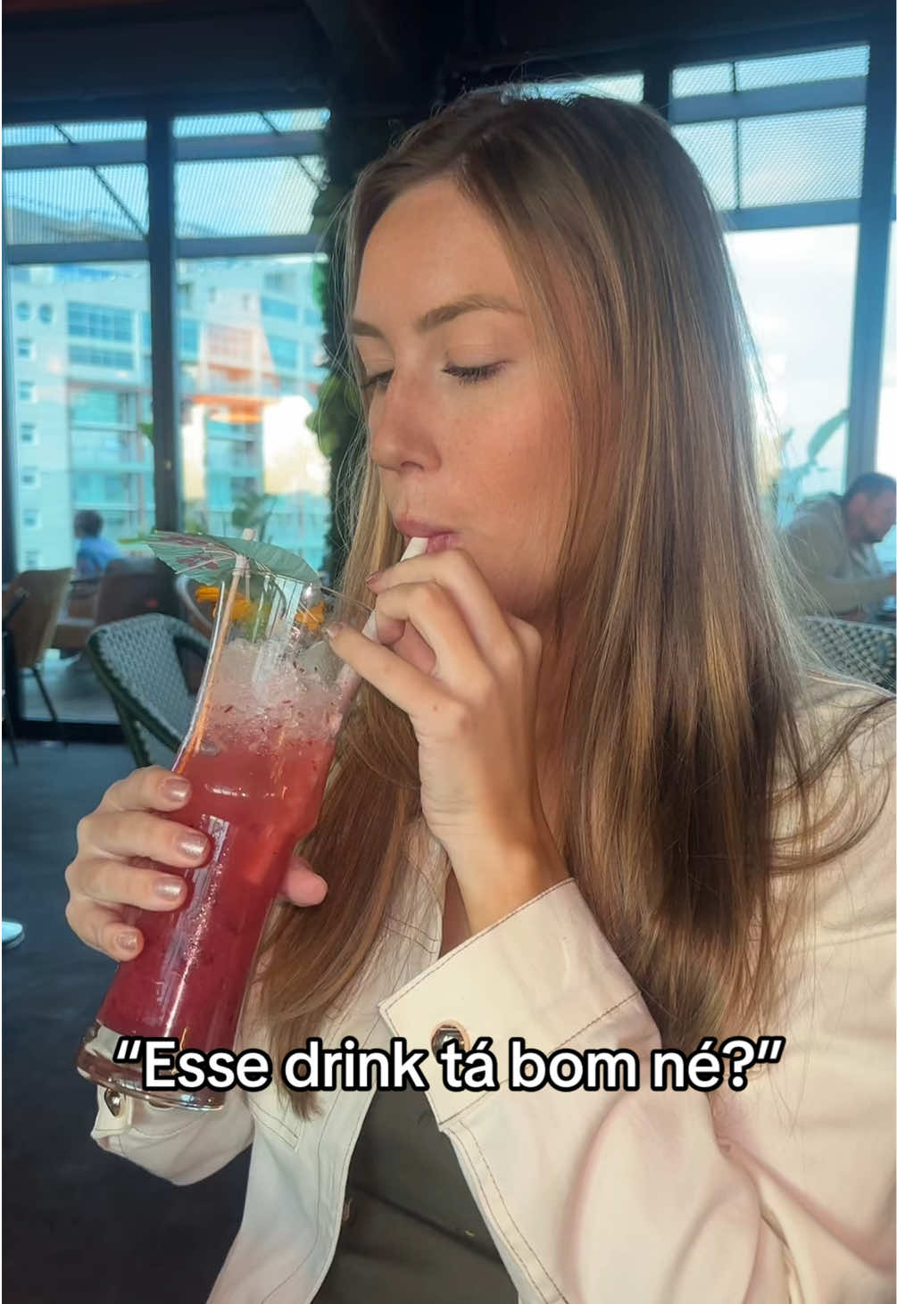 @Nath&aacute;lia