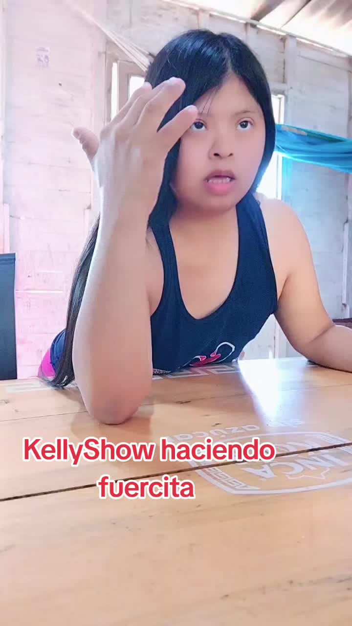 @KellyShow