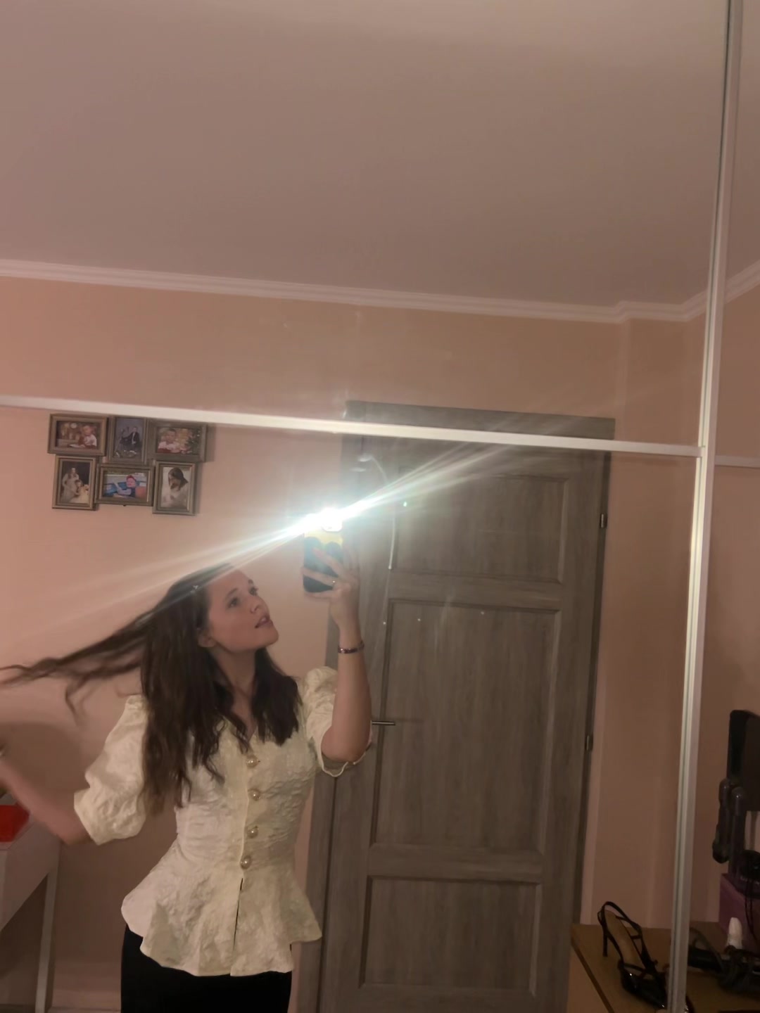 @𝓛.